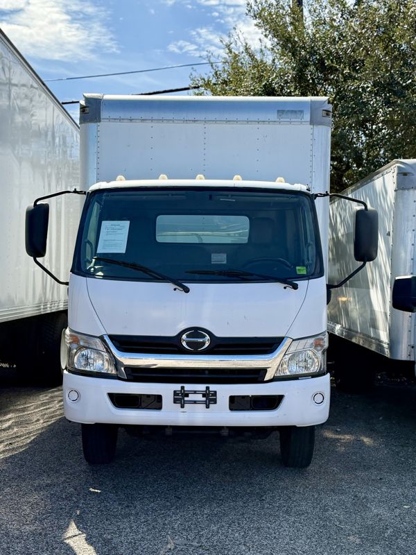 2019 Hino 195