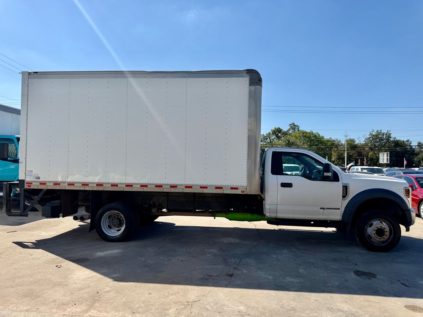 2019 Ford F-550 Super Duty Box Truck, photo 5
