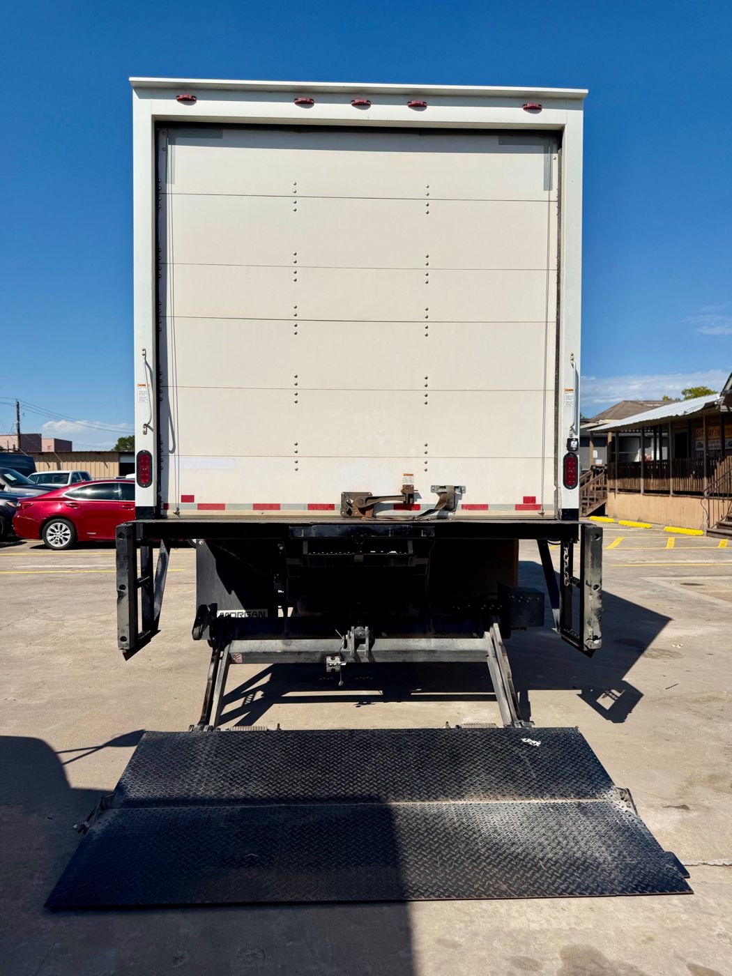 2019 Ford F-550 Super Duty Box Truck, photo 9